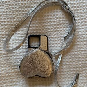 Bandolier Willa Heart Crossbody iPhone 14 Pro
